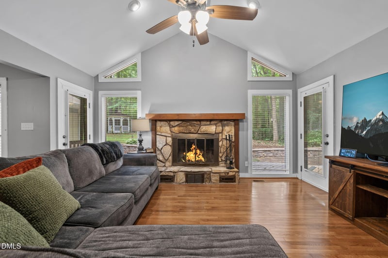 3920 Maplefield Dr, Raleigh, NC 27613