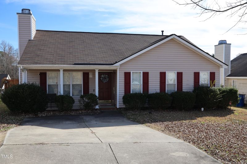 3921 Scofield Dr, Raleigh, NC 27610
