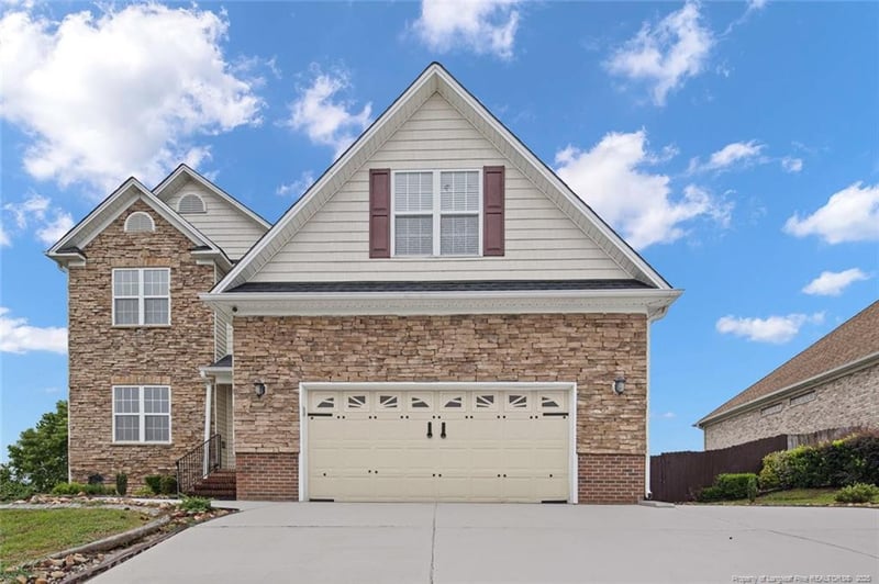 3922 Tasha Dr, Hope Mills, NC 28348