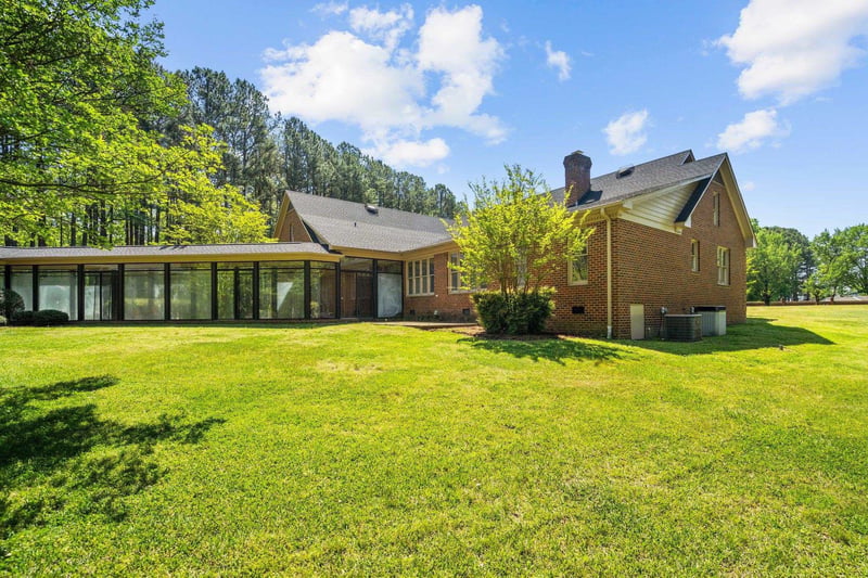 3923 Cash Rd, Durham, NC 27703