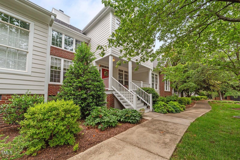 3923 Napa Valley Dr, Raleigh, NC 27612