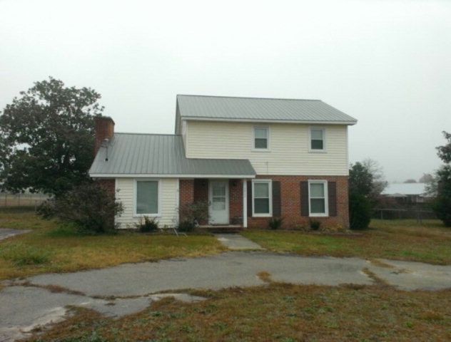 3923 Pine Line Dr, Sanford, NC 27332