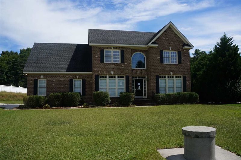 3924 Ardleigh Ct, Raleigh, NC 27616