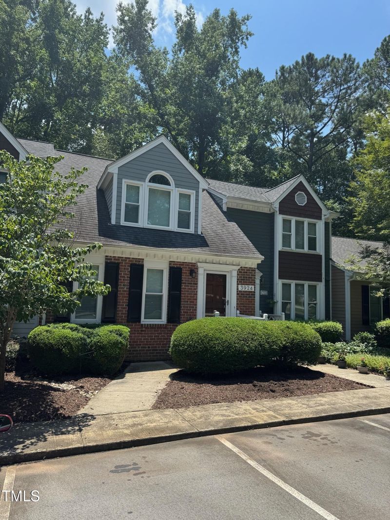 3924 Lake Ferry Dr, Raleigh, NC 27606