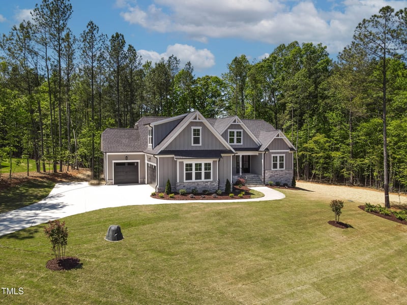3925 Cedar Knolls Dr, Youngsville, NC 27596