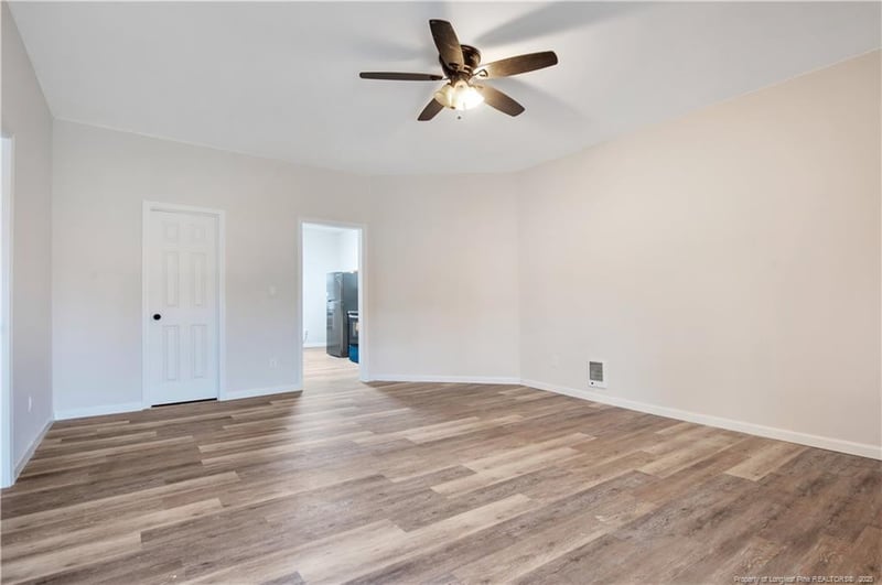 3925 Ellison St, Hope Mills, NC 28348