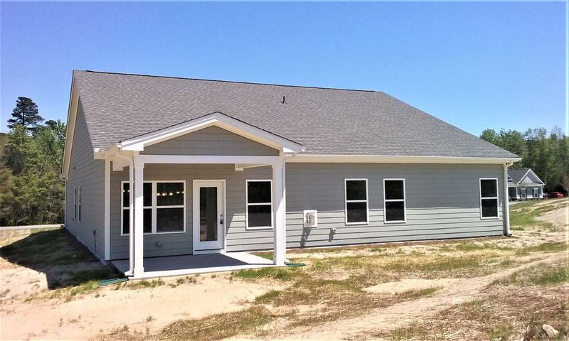 3925 Mendenhall Dr #48, Zebulon, NC 27597