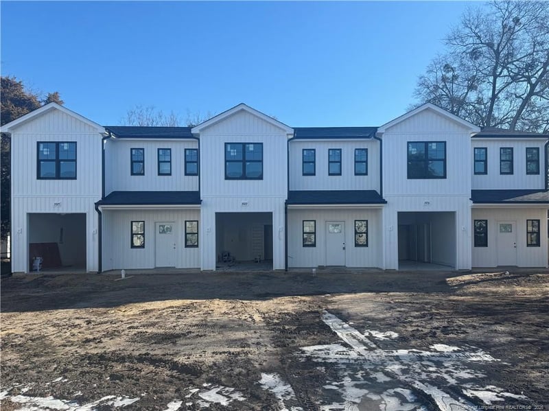 3927 Hamilton St, Hope Mills, NC 28348