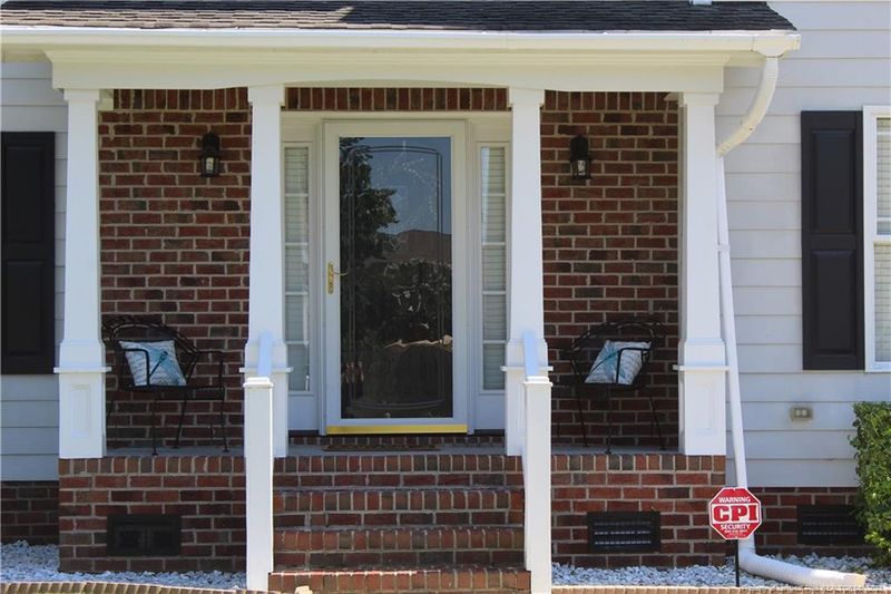 3929 Birkhoff Ln, Fayetteville, NC 28304