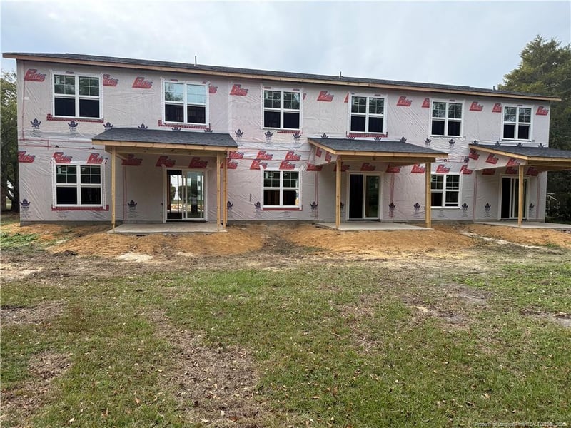 3929 Hamilton St, Hope Mills, NC 28348