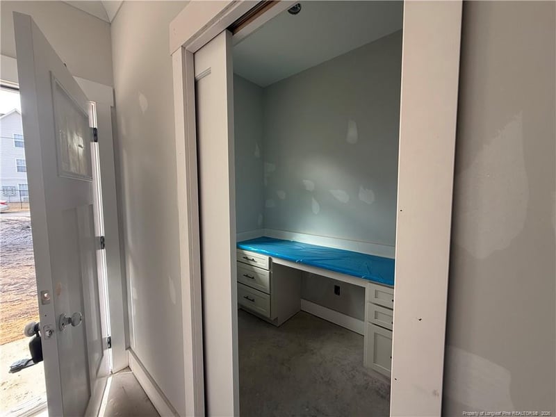 3929 Hamilton St, Hope Mills, NC 28348