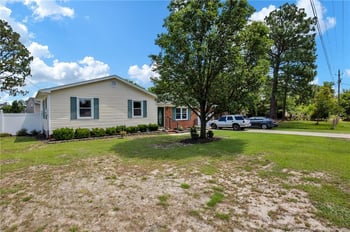 3929 Heidelberg Dr, Hope Mills, NC 28348
