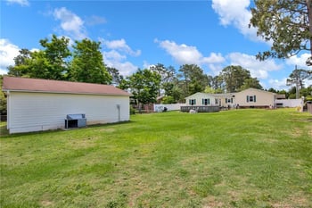 3929 Heidelberg Dr, Hope Mills, NC 28348