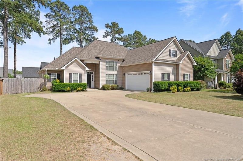 3929 Quarry Hollow Dr, Fayetteville, NC 28306