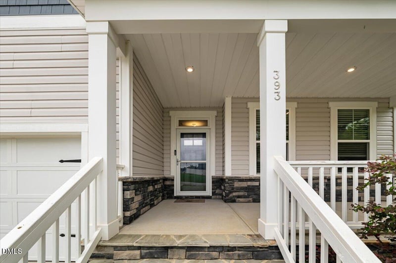 393 Badger Pass Dr, Clayton, NC 27527