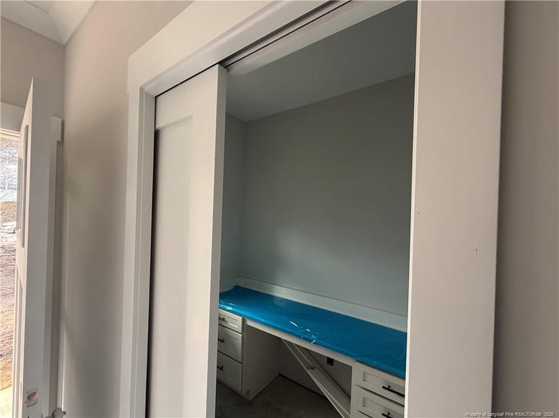 3931 Hamilton St, Hope Mills, NC 28348