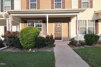 3932 Volkswalk Pl, Raleigh, NC 27610