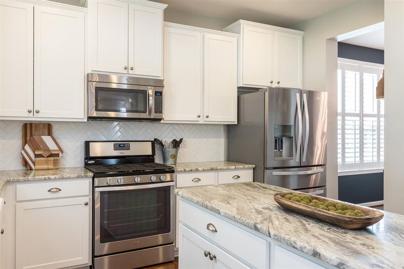 3933 White Kestrel Dr, Raleigh, NC 27616