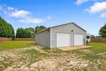 3935 Dickens Ave, Hope Mills, NC 28348
