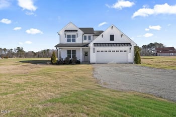 3936 Kemet Dr, Zebulon, NC 27597