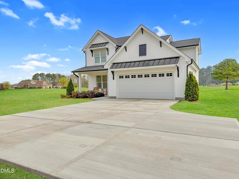 3936 Kemet Dr, Zebulon, NC 27597