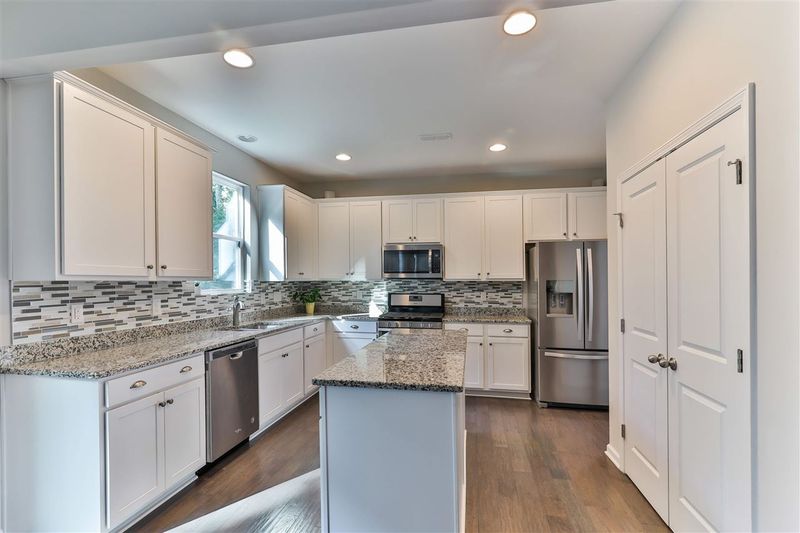 3936 Massey Pointe Ct, Raleigh, NC 27616