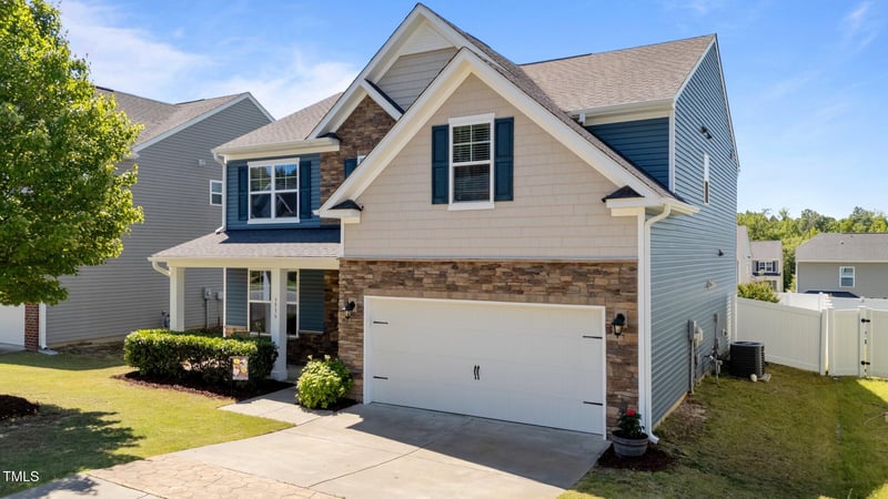 3936 White Kestrel Dr, Raleigh, NC 27616