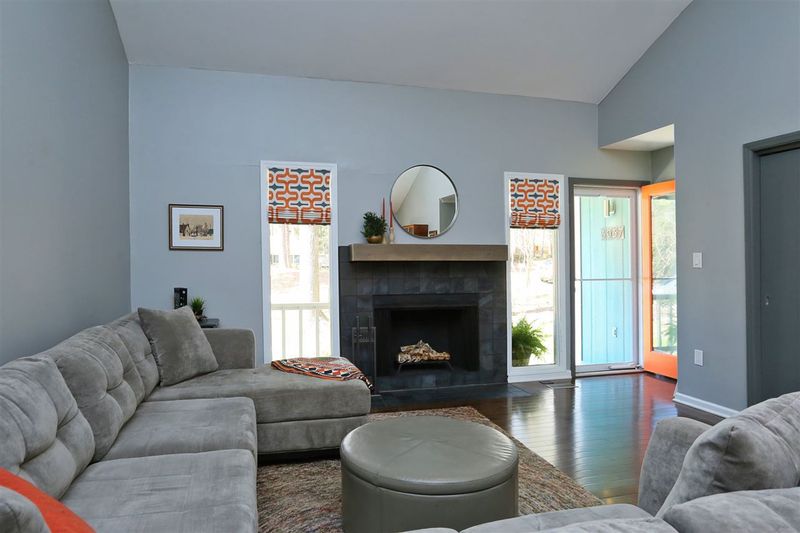 3937 Hope Valley Rd, Durham, NC 27707