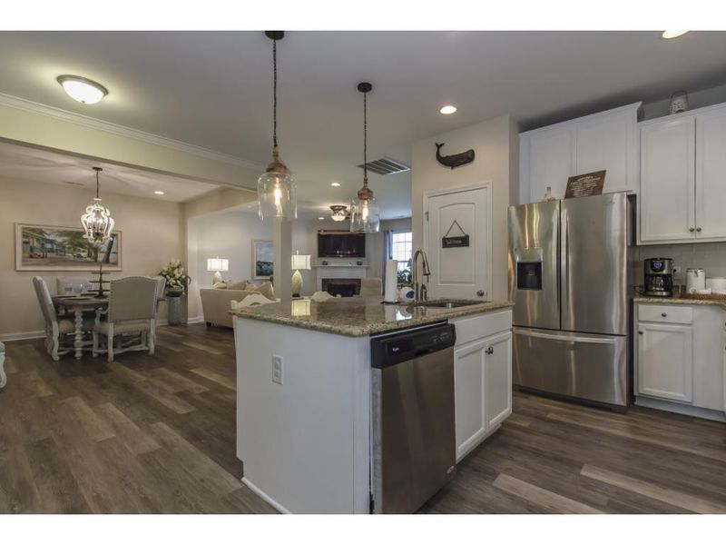 3939 Foxglove Trl, Burlington, NC 27215