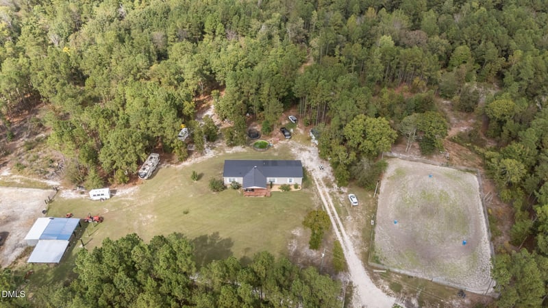 394 Peele Ln, Sanford, NC 27332