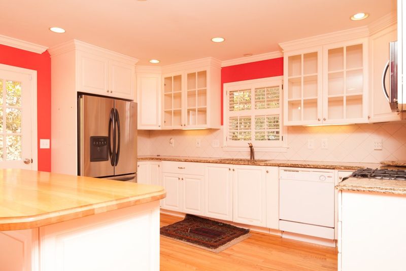 3940 Bristol Rd, Durham, NC 27707