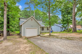 3940 Foster Dr, Fayetteville, NC 28311