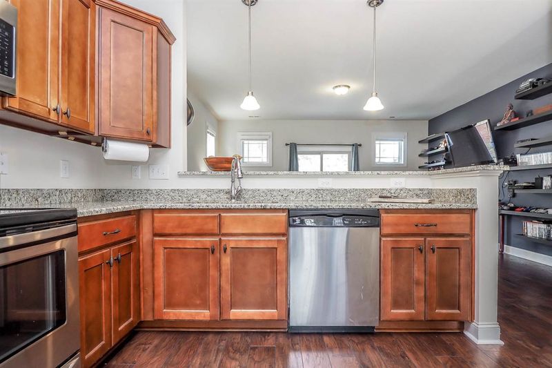 3941 Amelia Park Dr, Raleigh, NC 27606