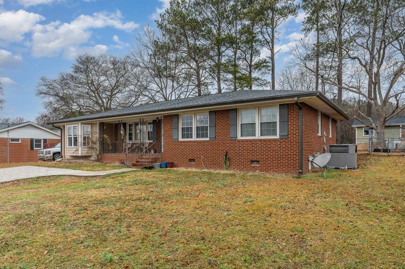 3941 Nc 42 Hw, Raleigh, NC 27603