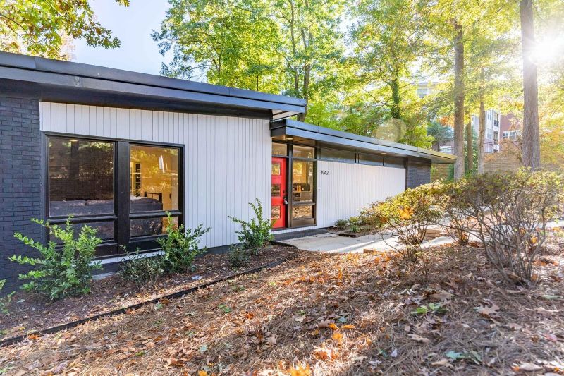 3942 Blue Ridge Rd, Raleigh, NC 27612