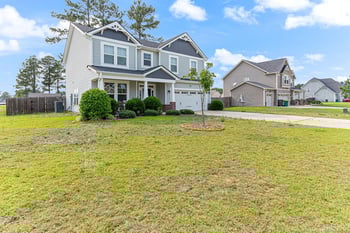 3942 Standardbred Dr, Hope Mills, NC 28348