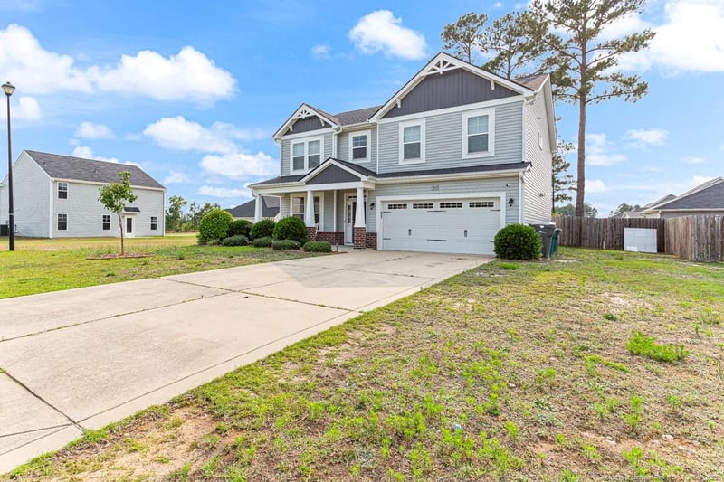 3942 Standardbred Dr, Hope Mills, NC 28348