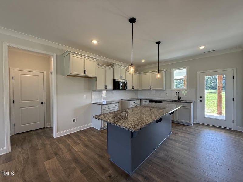 3943 Baileys Xrds Rd, Benson, NC 27504