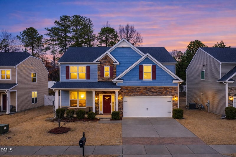 3945 White Kestrel Dr, Raleigh, NC 27616