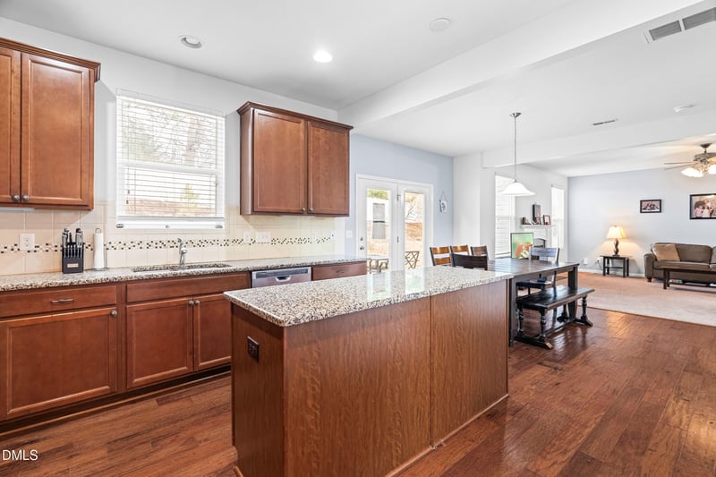 3945 White Kestrel Dr, Raleigh, NC 27616