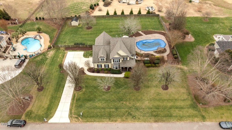 395 Barn Hill Ln, Wake Forest, NC 27587