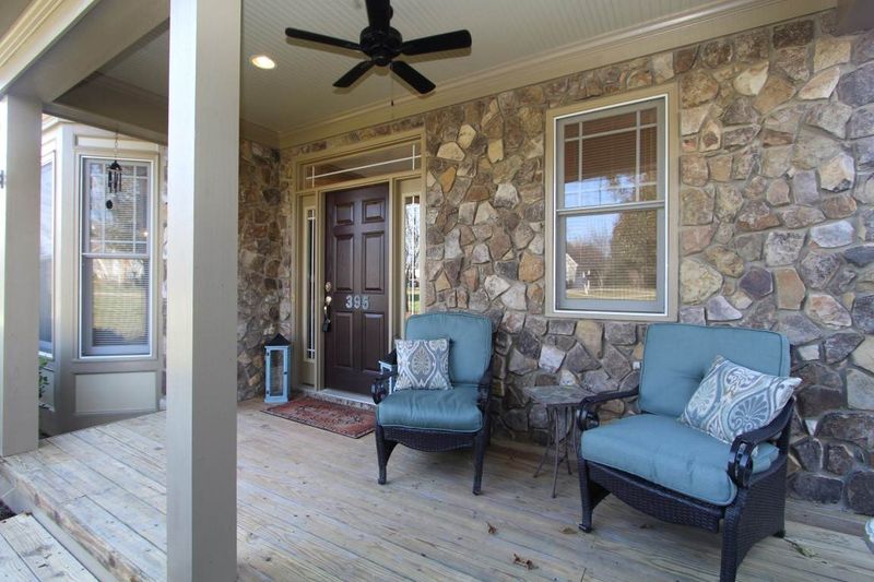 395 Barnhill Ln, Wake Forest, NC 27587