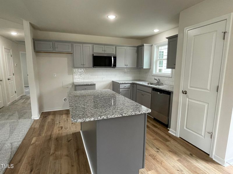 395 Magnolia Run Way, Benson, NC 27504