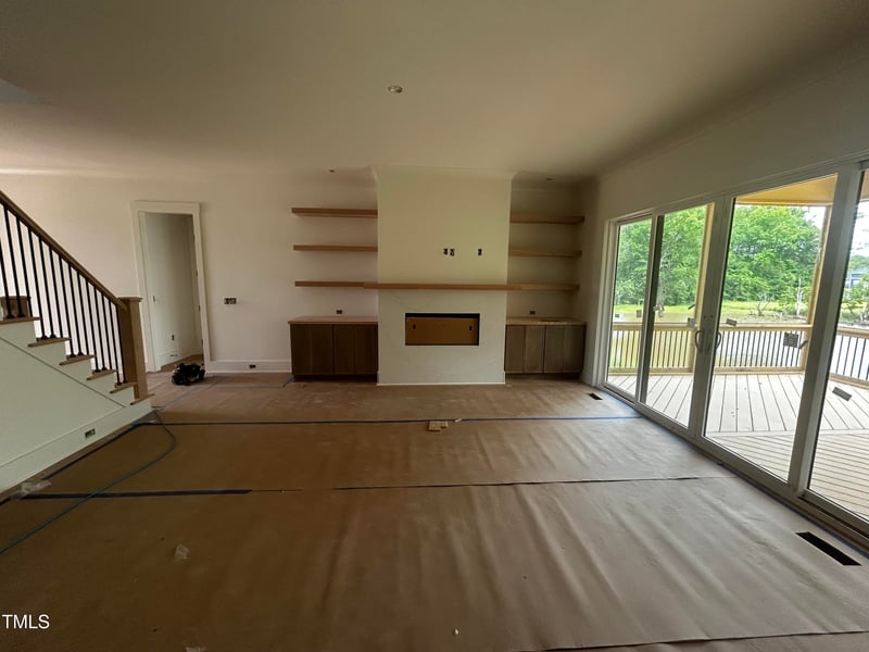 395 Meadow Walk Dr, Fuquay Varina, NC 27526