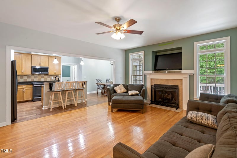 395 Timberlands Dr, Louisburg, NC 27549
