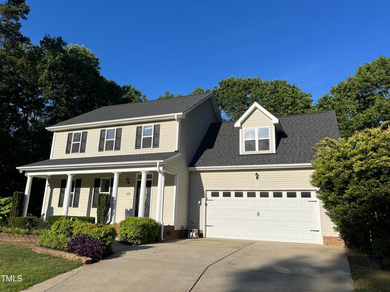 395 Wyndham Place Dr, Fuquay Varina, NC 27526
