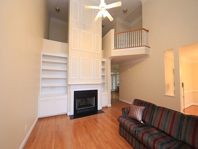 3952 Stags Leap Ct, Raleigh, NC 27612
