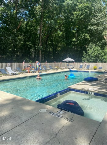 3952 Wendy Ln, Raleigh, NC 27606