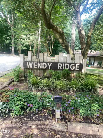3952 Wendy Ln, Raleigh, NC 27606