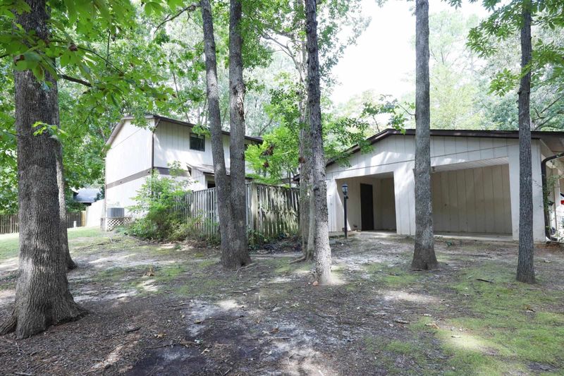 3952 Wendy Ln #, Raleigh, NC 27606
